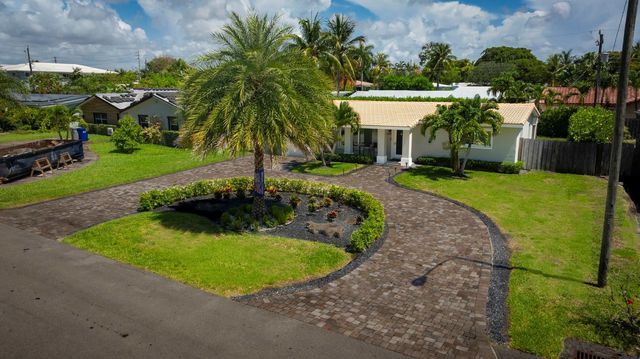 2445 SE 7th st, Pompano Beach, FL 33062