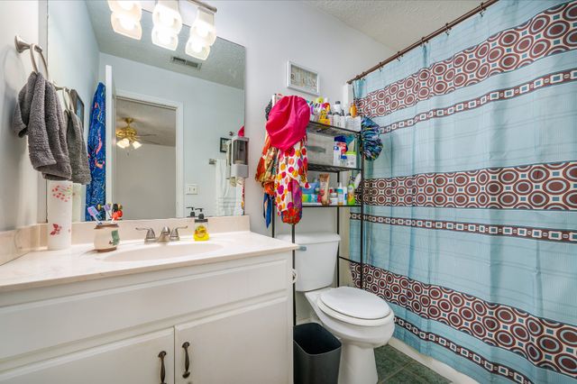 1414 Middleborough Ct, Murfreesboro, TN 37130