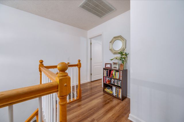 1414 Middleborough Ct, Murfreesboro, TN 37130