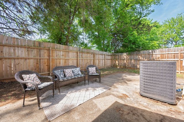 1414 Middleborough Ct, Murfreesboro, TN 37130