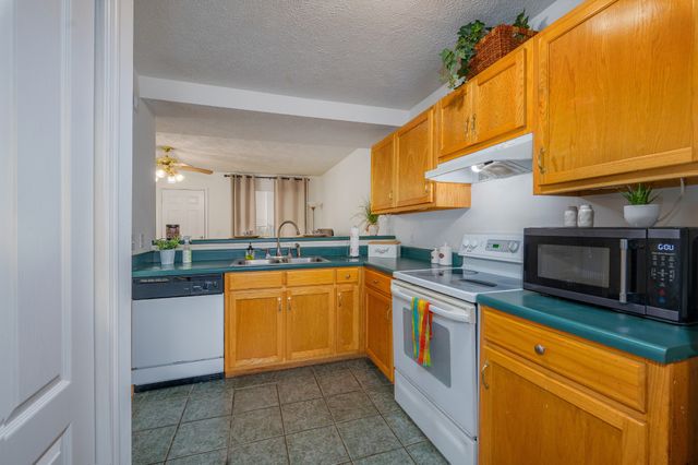 1414 Middleborough Ct, Murfreesboro, TN 37130