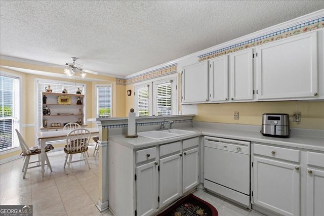 511 Barclay Court, Stone Mountain, GA 30083