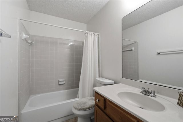 511 Barclay Court, Stone Mountain, GA 30083