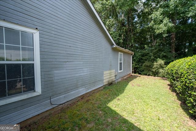 511 Barclay Court, Stone Mountain, GA 30083