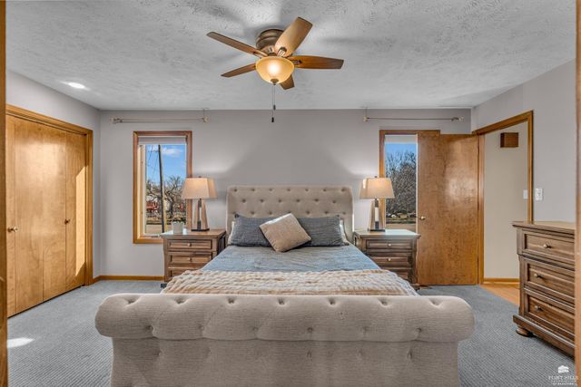 3502 Stonehenge Court, Manhattan, KS 66503