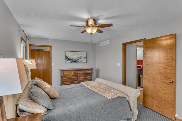 3502 Stonehenge Court, Manhattan, KS 66503