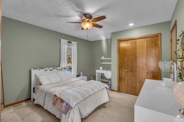 3502 Stonehenge Court, Manhattan, KS 66503