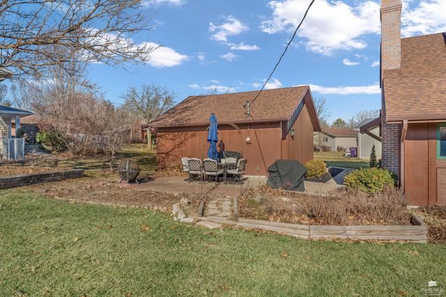 3502 Stonehenge Court, Manhattan, KS 66503