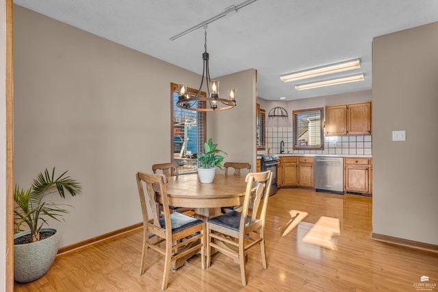 3502 Stonehenge Court, Manhattan, KS 66503