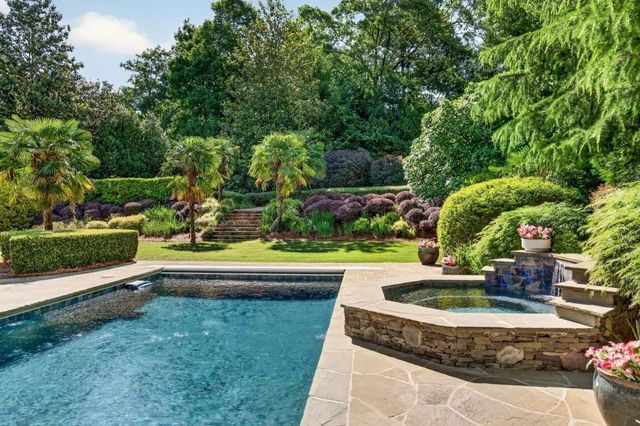 740 Riley Place, Sandy Springs, GA 30327