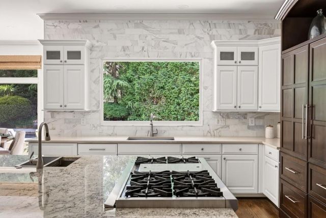 740 Riley Place, Sandy Springs, GA 30327