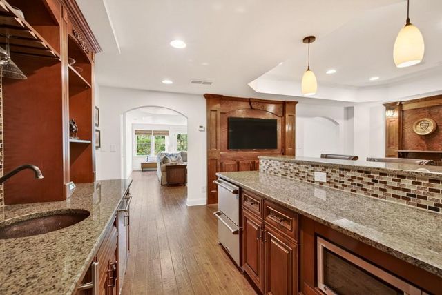 740 Riley Place, Sandy Springs, GA 30327