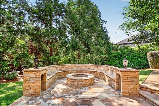 740 Riley Place, Sandy Springs, GA 30327
