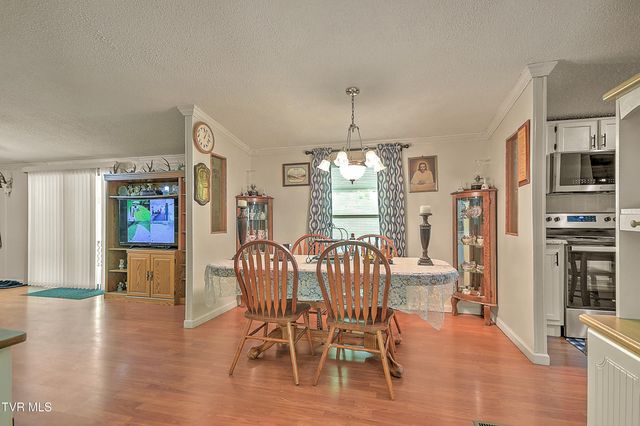 903 Flatwoods Road, Coeburn, VA 24230