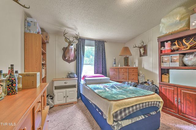 903 Flatwoods Road, Coeburn, VA 24230