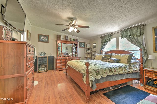 903 Flatwoods Road, Coeburn, VA 24230