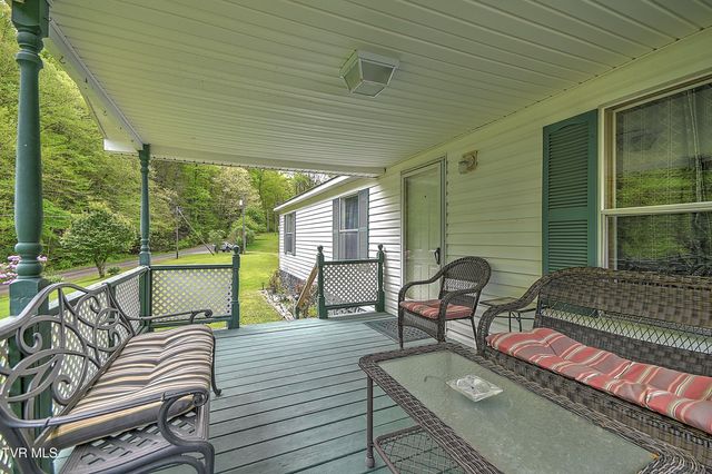 903 Flatwoods Road, Coeburn, VA 24230