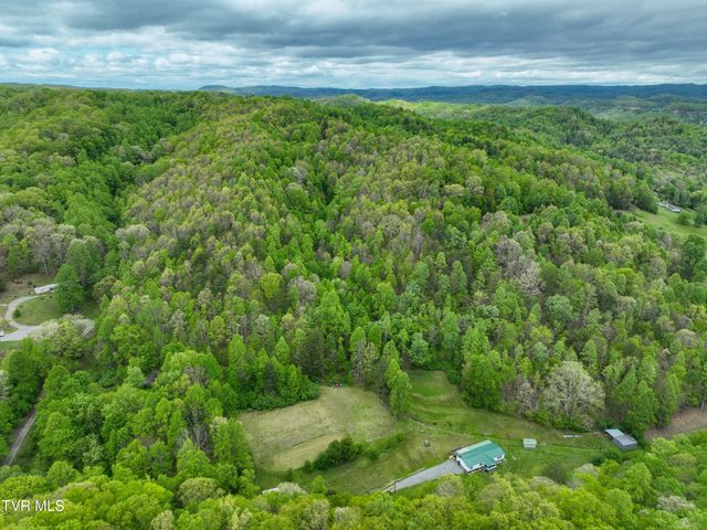 903 Flatwoods Road, Coeburn, VA 24230