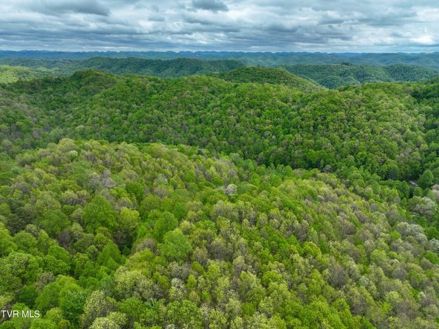 903 Flatwoods Road, Coeburn, VA 24230