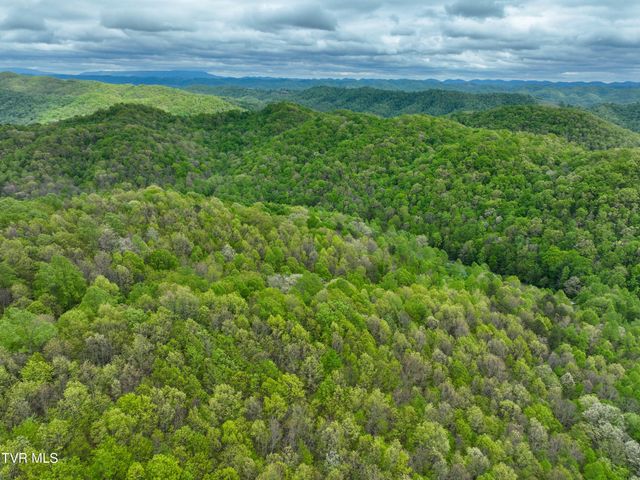 903 Flatwoods Road, Coeburn, VA 24230