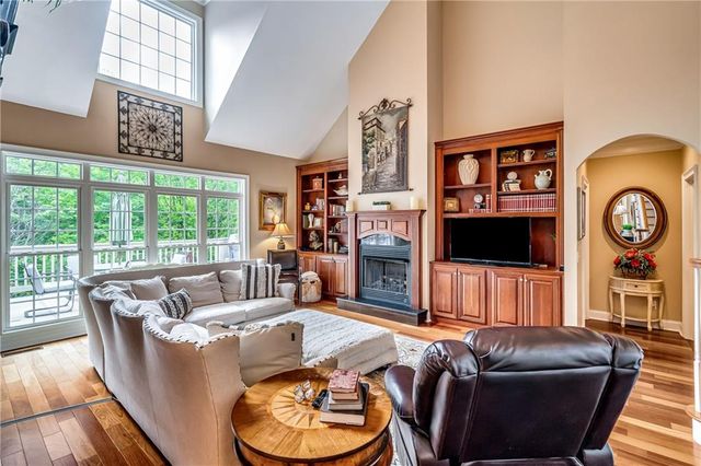 411 Overlook Way, Cohutta, GA 30710