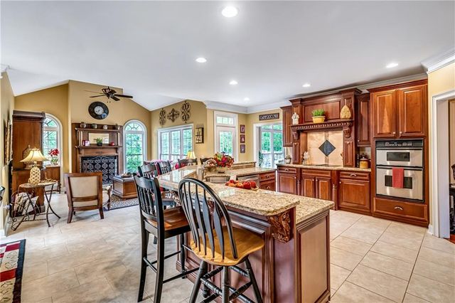 411 Overlook Way, Cohutta, GA 30710