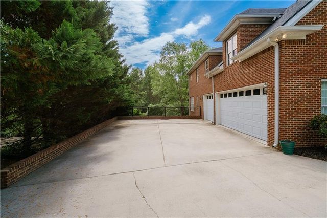 411 Overlook Way, Cohutta, GA 30710