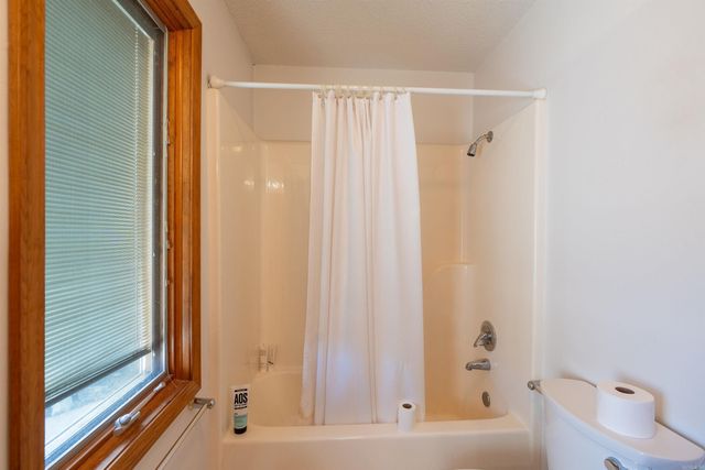 989 N Bayou Road, Concord, AR 72523