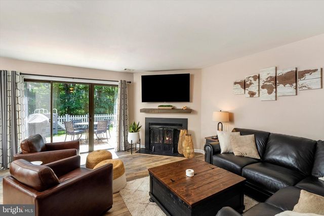 5 KETTERING CT, Robbinsville, NJ 08691