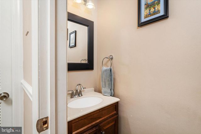 5 KETTERING CT, Robbinsville, NJ 08691