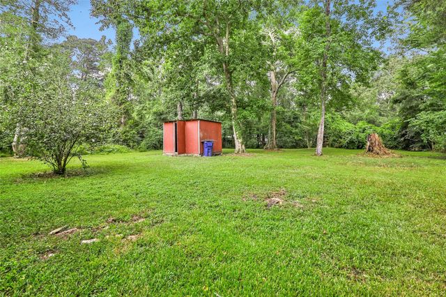 42 County Road 4291, Dayton, TX 77535
