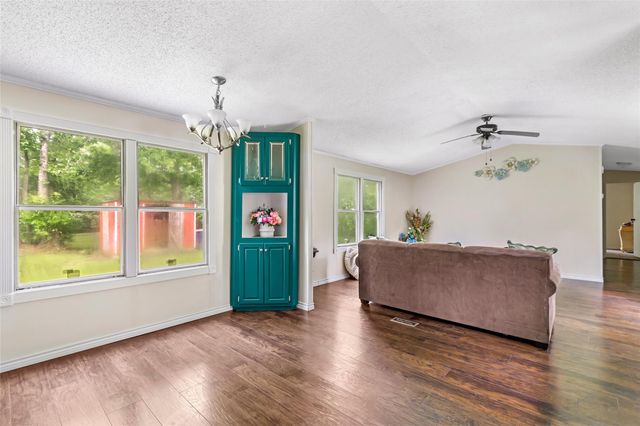 42 County Road 4291, Dayton, TX 77535