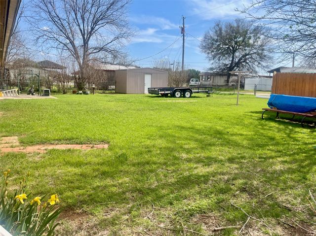 101 M Anthony Loop, Possum Kingdom Lake, TX 76449