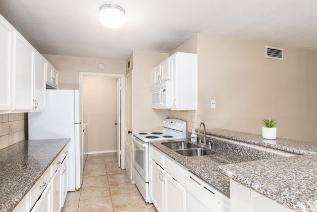 10835 Braes Bend Drive, Houston, TX 77071