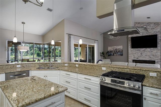 15006 21ST AVENUE E, Bradenton, FL 34212