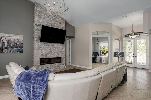 15006 21ST AVENUE E, Bradenton, FL 34212