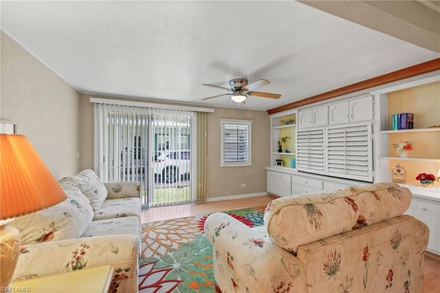 408 Timber LN N, North Fort Myers, FL 33917