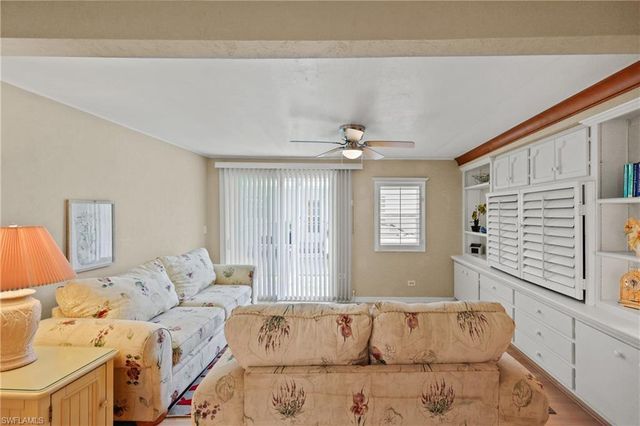 408 Timber LN N, North Fort Myers, FL 33917
