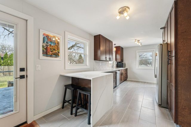 1343 Sargent Avenue, Saint Paul, MN 55105