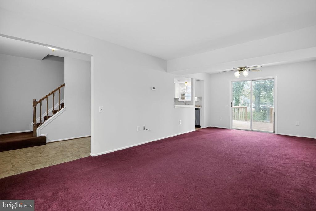 Image 6 of property listing at 2587 ROBINSON PL, Waldorf, MD 20602