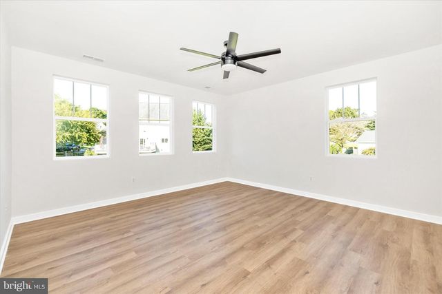 8308 PATIENCE LN, Millersville, MD 21108