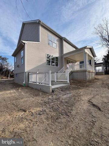 8308 PATIENCE LN, Millersville, MD 21108