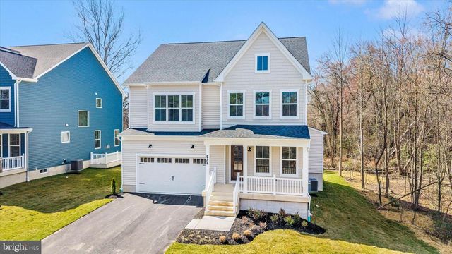 8308 PATIENCE LN, Millersville, MD 21108