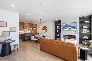 6972 W HIDDEN HILLS WAY #324, West Jordan, UT 84081