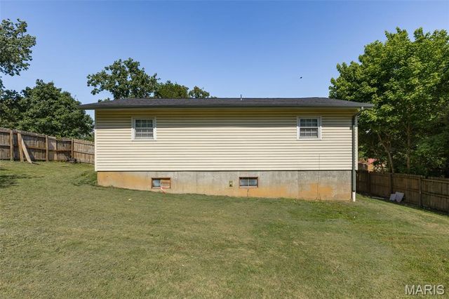 13071 Hencher Road, De Soto, MO 63020
