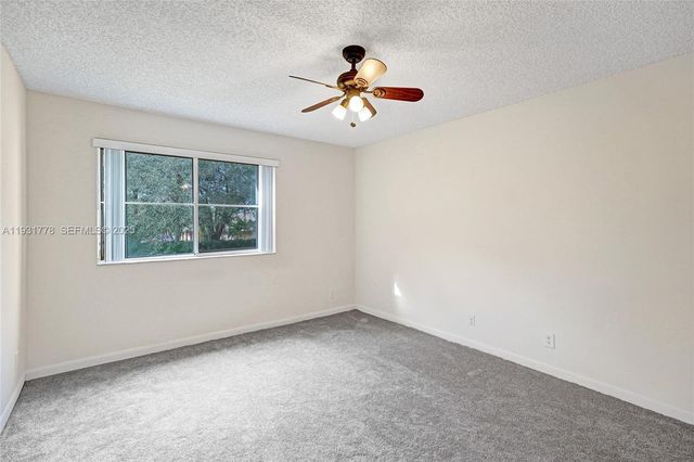 9901 Westview Dr 325, Coral Springs, FL 33076