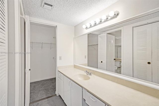 9901 Westview Dr 325, Coral Springs, FL 33076