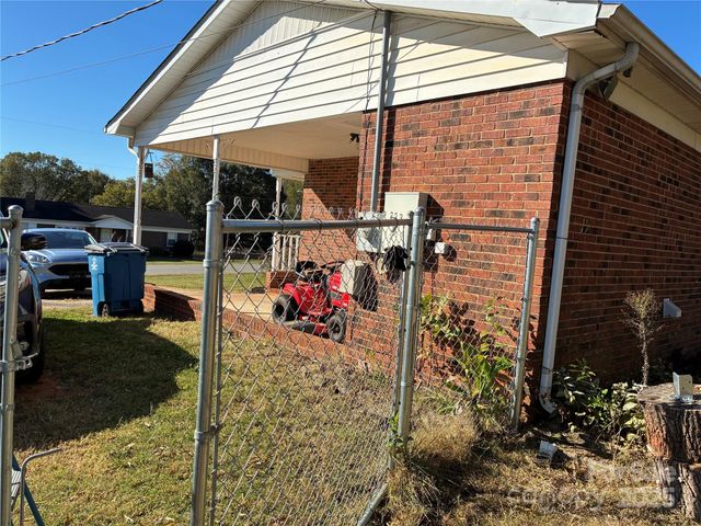 6102 Len Drive, Shelby, NC 28152