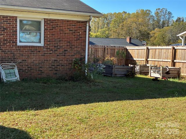 6102 Len Drive, Shelby, NC 28152