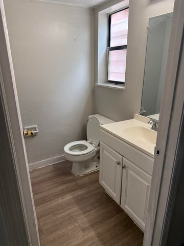 1832 Nekoma Court, Tallahassee, FL 32304